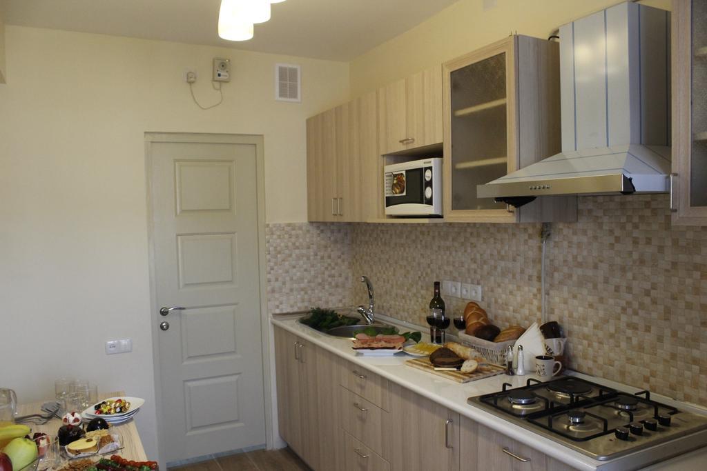 5Th Floor Guest House Erivan Exterior foto
